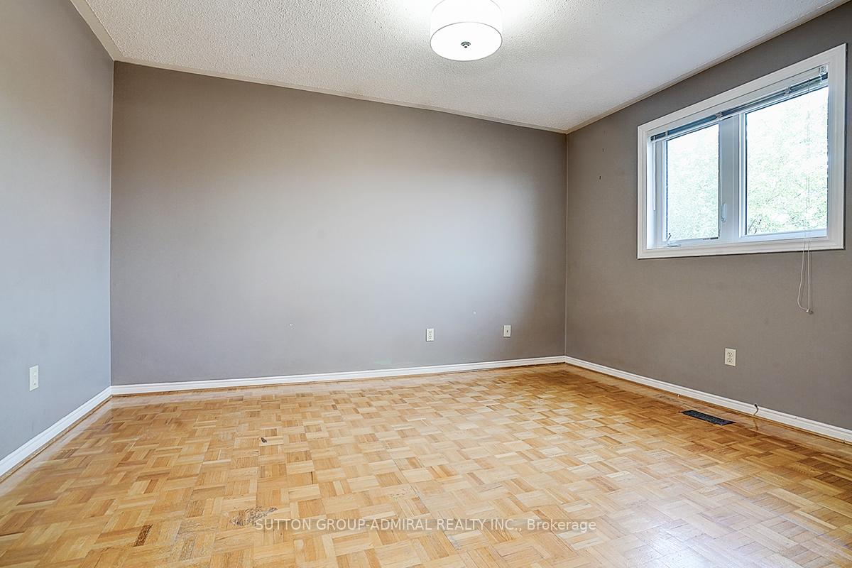Photo 33 of 11 San Marko Place, Vaughan, East Woodbridge — HOMEH