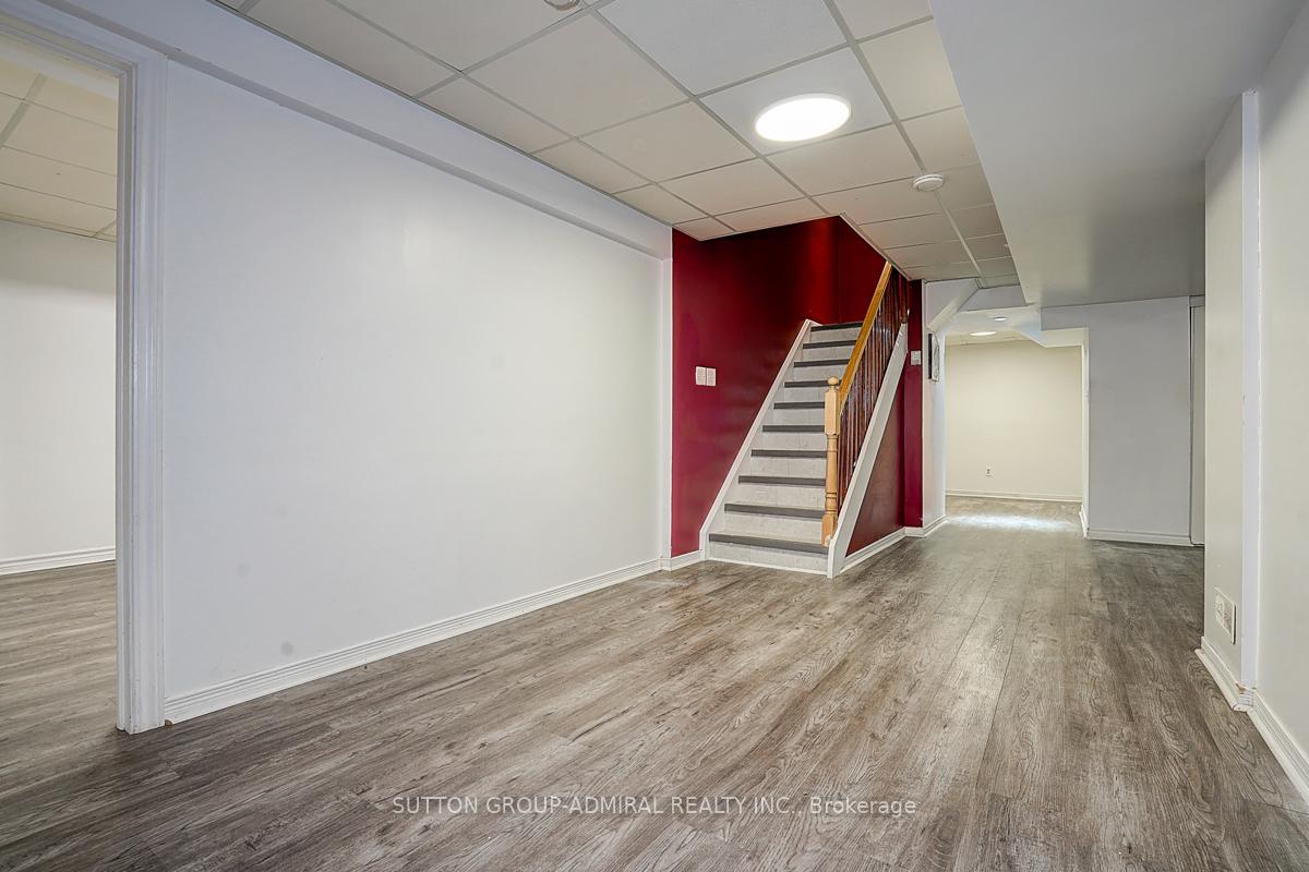 Photo 37 of 11 San Marko Place, Vaughan, East Woodbridge — HOMEH