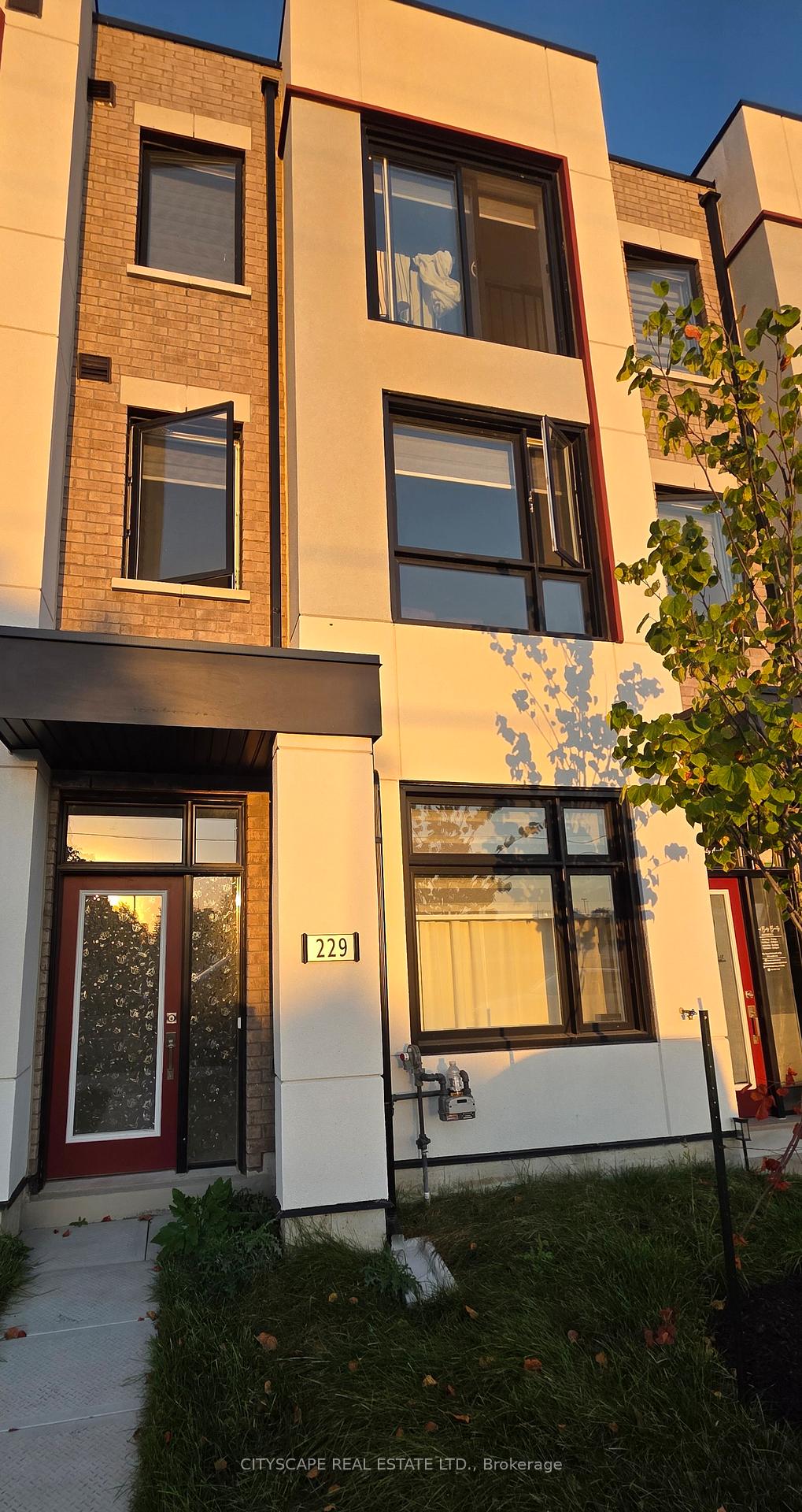 Photo 1 of 229 Monarch Avenue, Ajax, South West — HOMEH