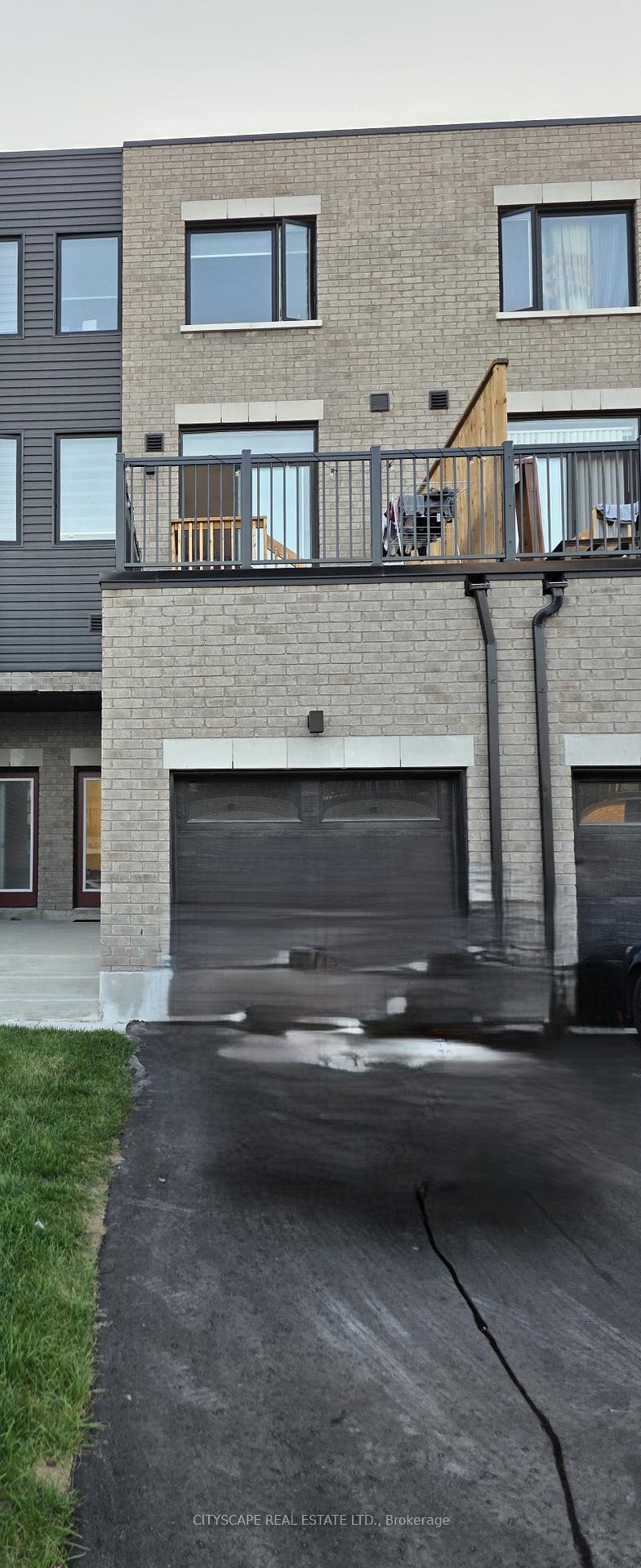 Photo 2 of 229 Monarch Avenue, Ajax, South West — HOMEH