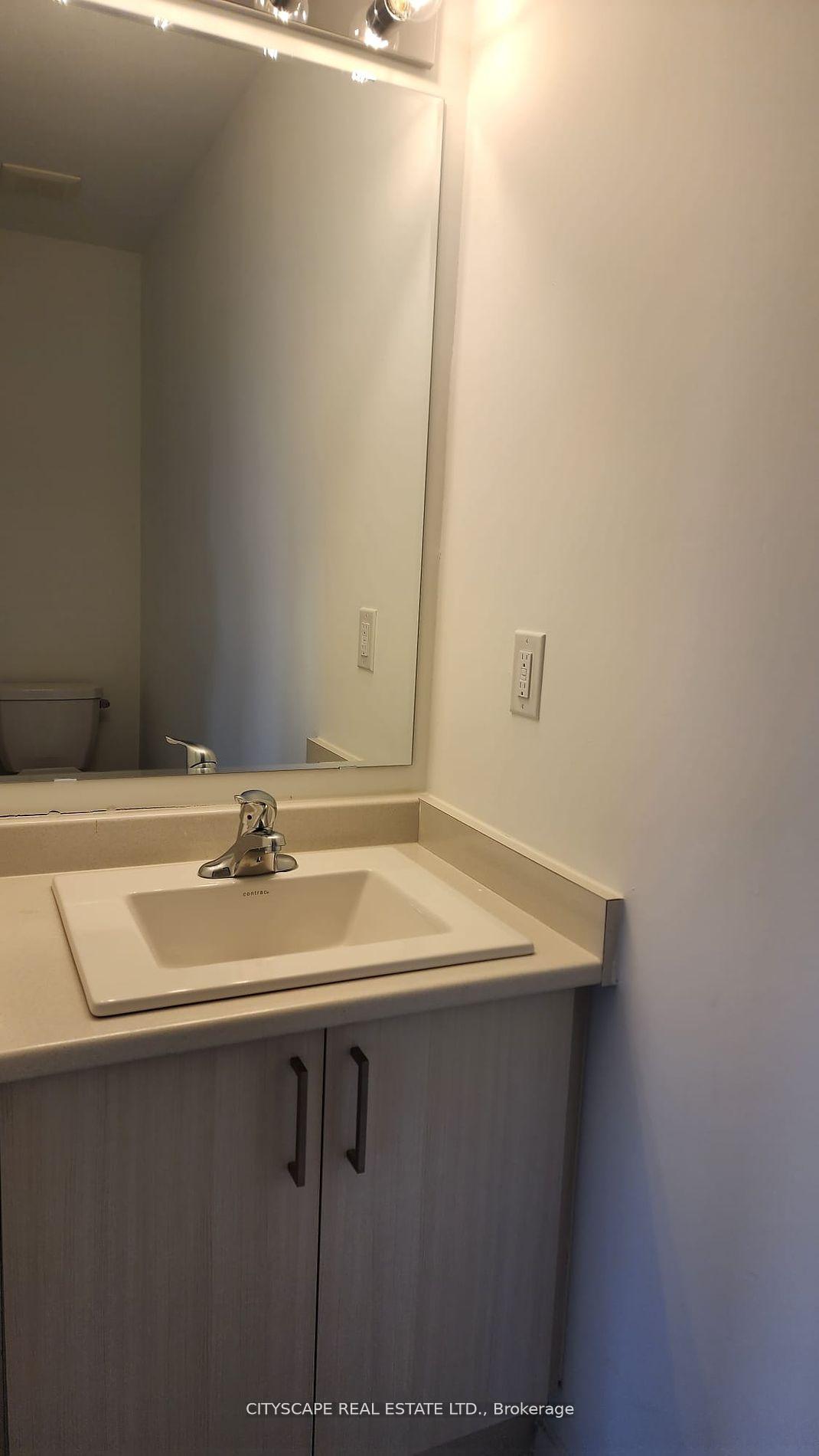 Photo 16 of 229 Monarch Avenue, Ajax, South West — HOMEH