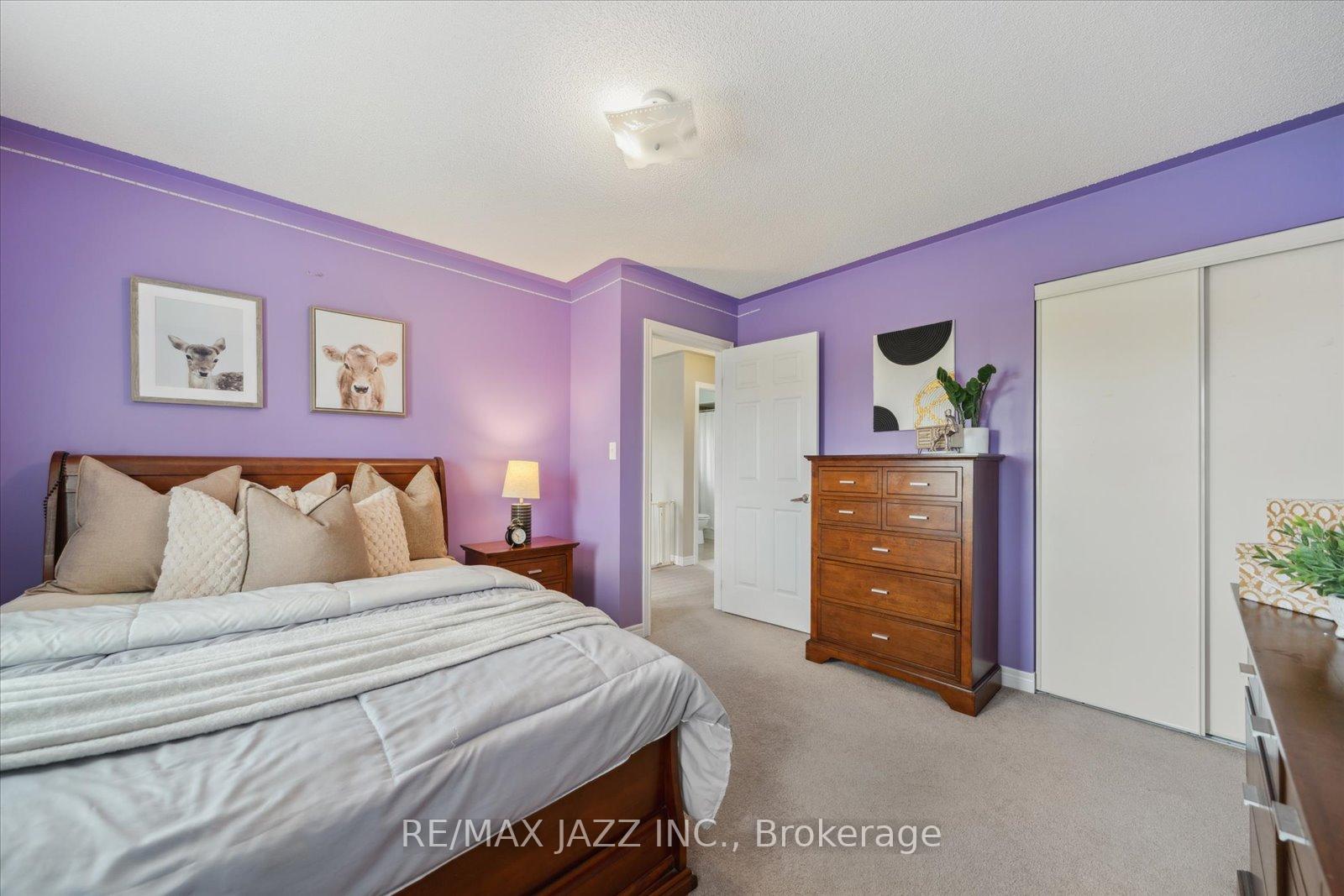 Photo 27 of 33 Kirkland Place, Whitby, Williamsburg — HOMEH