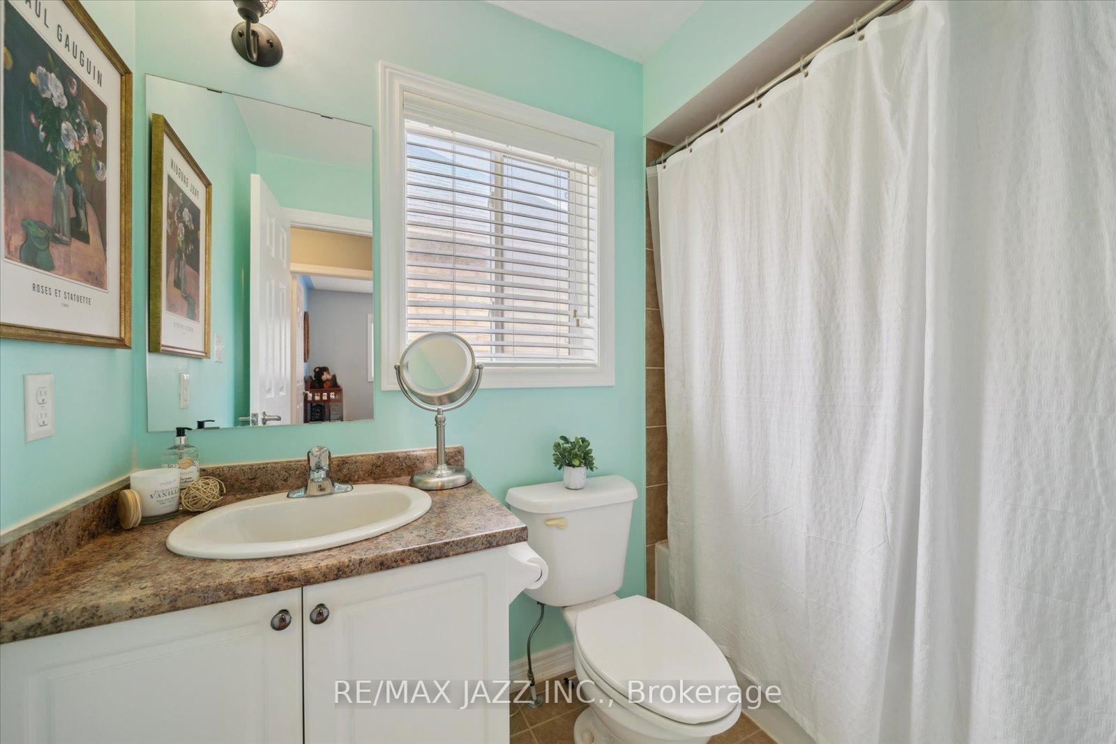 Photo 29 of 33 Kirkland Place, Whitby, Williamsburg — HOMEH