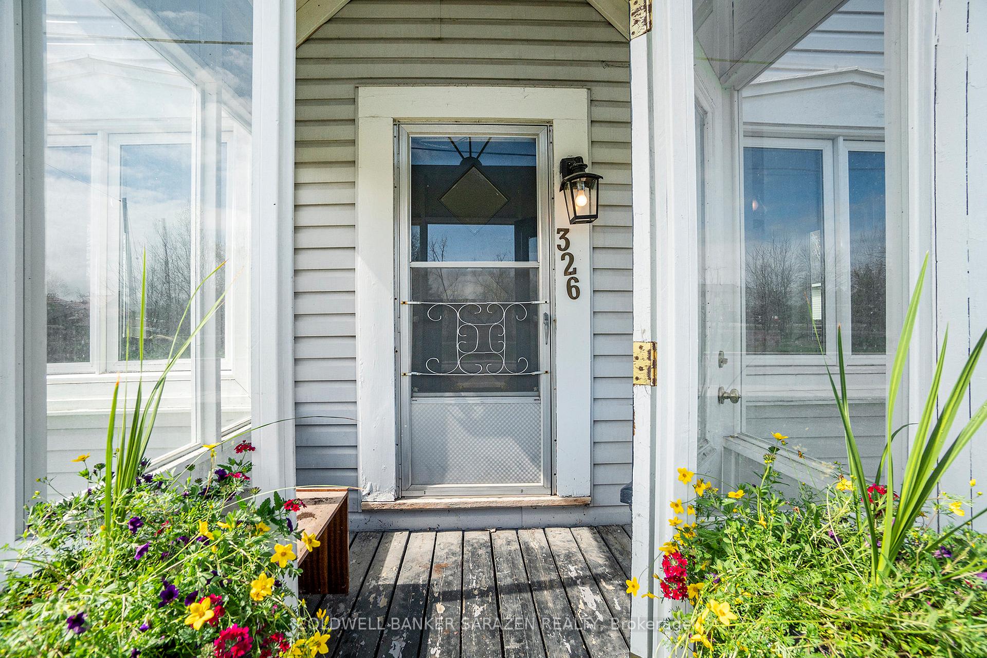 Photo 2 of 326 William Street W, Arnprior — HOMEH