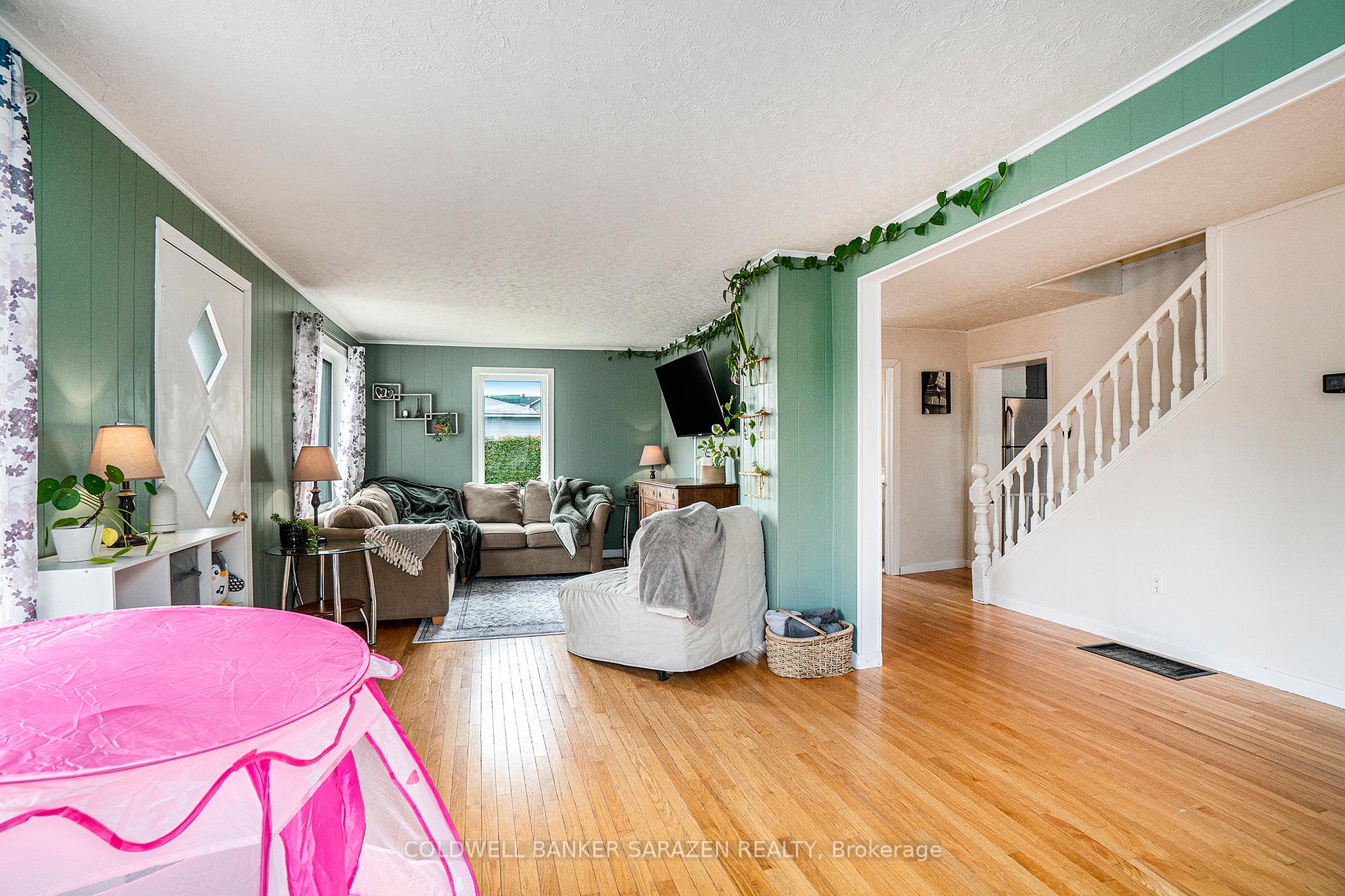 Photo 6 of 326 William Street W, Arnprior — HOMEH