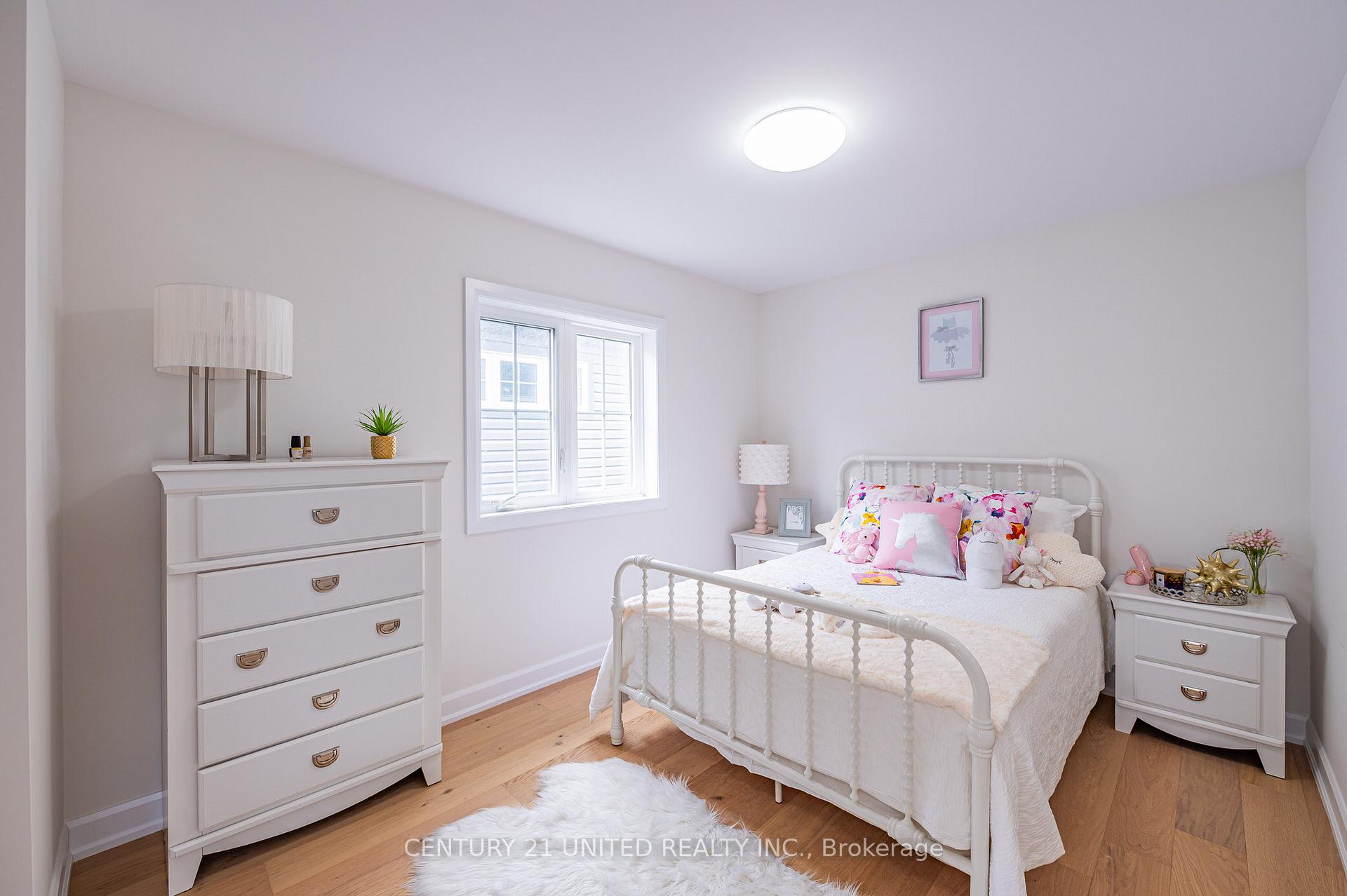 Photo 12 of 303 Mullighan Gardens, Peterborough, Monaghan Ward 2 — HOMEH