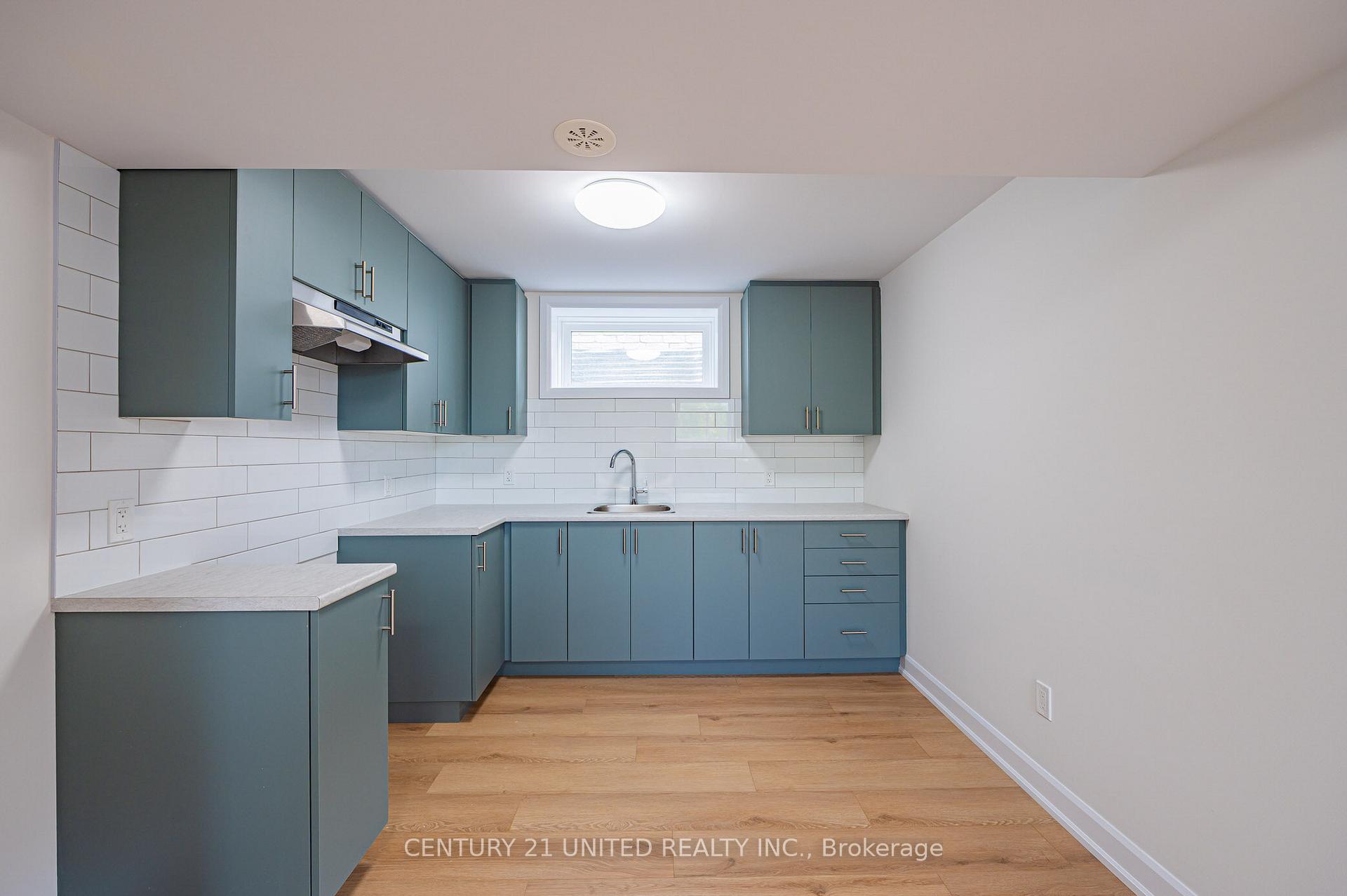 Photo 16 of 303 Mullighan Gardens, Peterborough, Monaghan Ward 2 — HOMEH