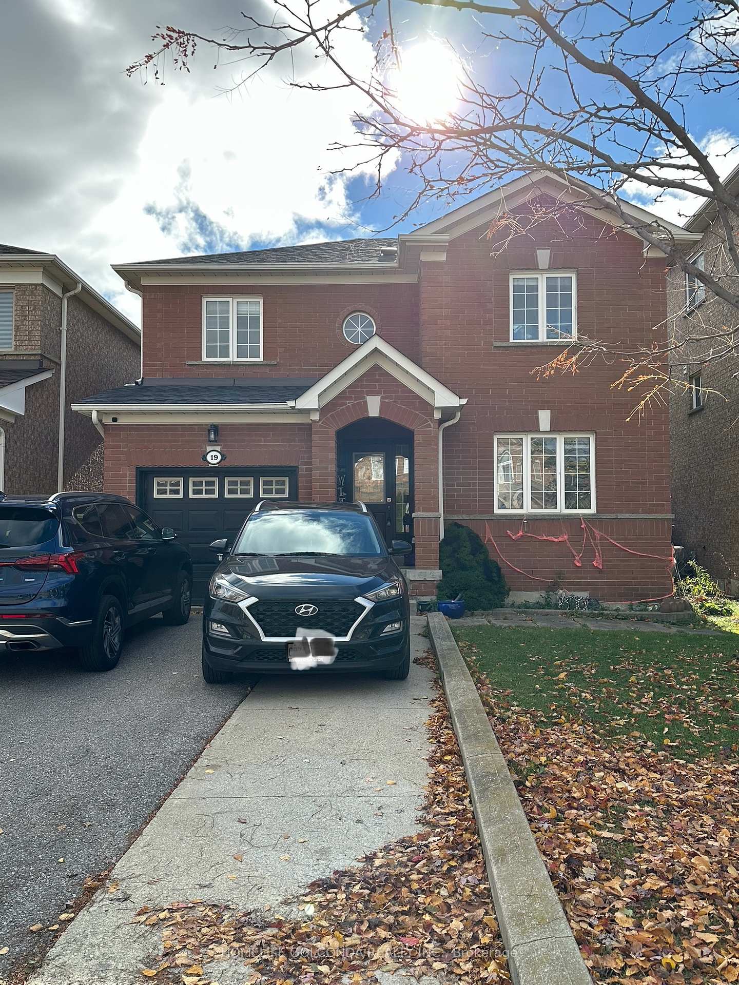 Front of 19 Redfinch Crescent