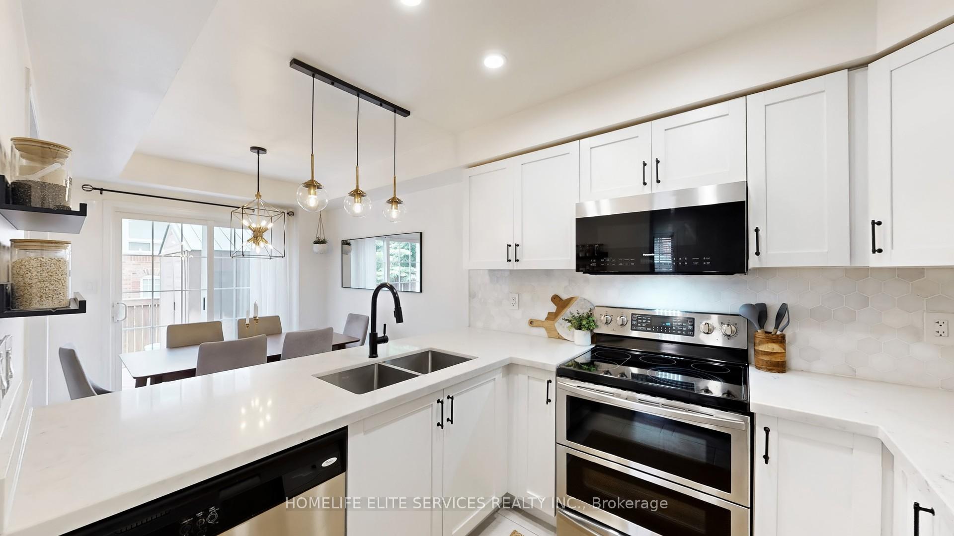 Photo 14 of 9 Abela Lane, Ajax, Central — HOMEH