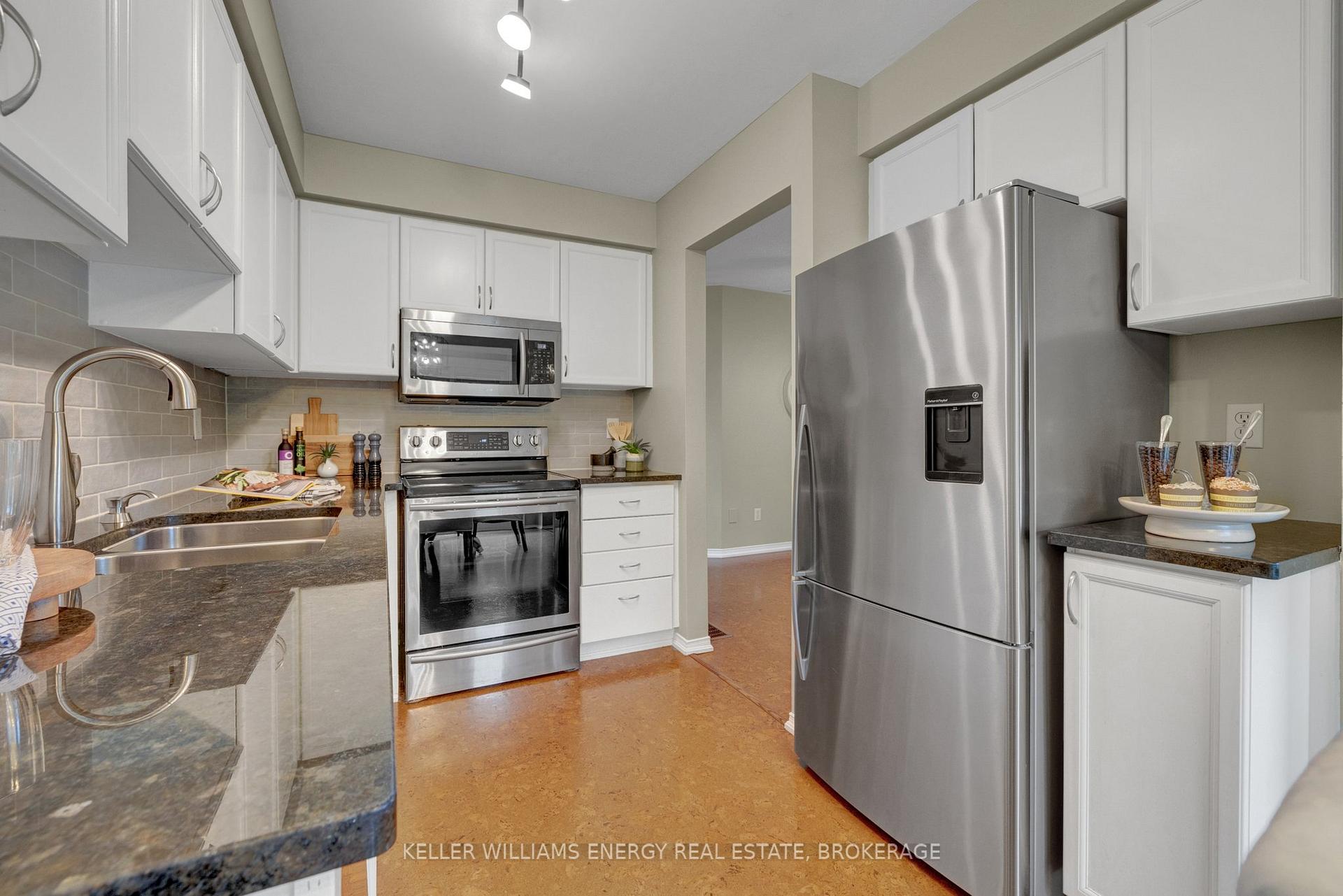 Photo 18 of 16 Blacksmith Lane, Whitby, Williamsburg — HOMEH