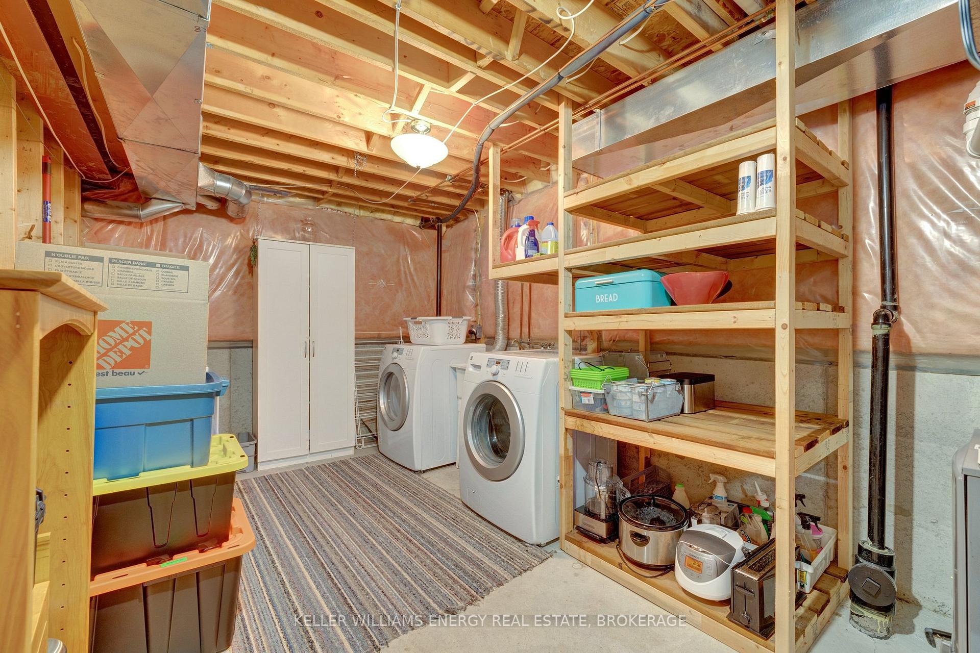 Photo 36 of 16 Blacksmith Lane, Whitby, Williamsburg — HOMEH