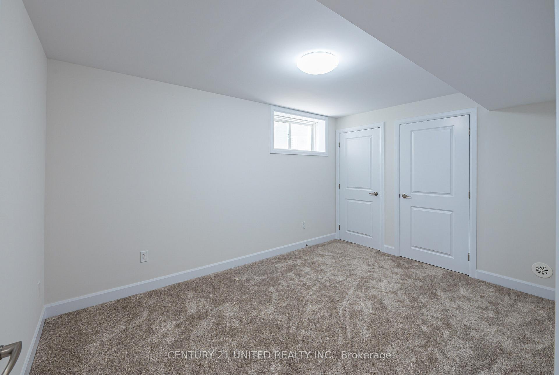 Photo 14 of 307 Mullighan Gardens, Peterborough, Monaghan Ward 2 — HOMEH