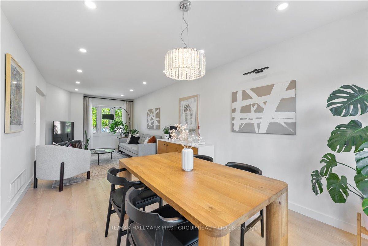 Photo 11 of 31 Bellwood Drive, Whitby, Blue Grass Meadows — HOMEH