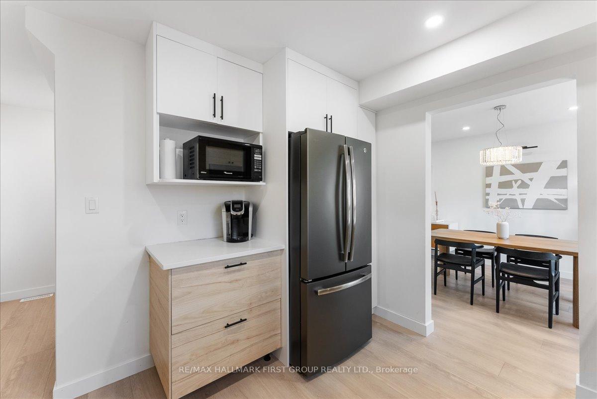 Photo 15 of 31 Bellwood Drive, Whitby, Blue Grass Meadows — HOMEH