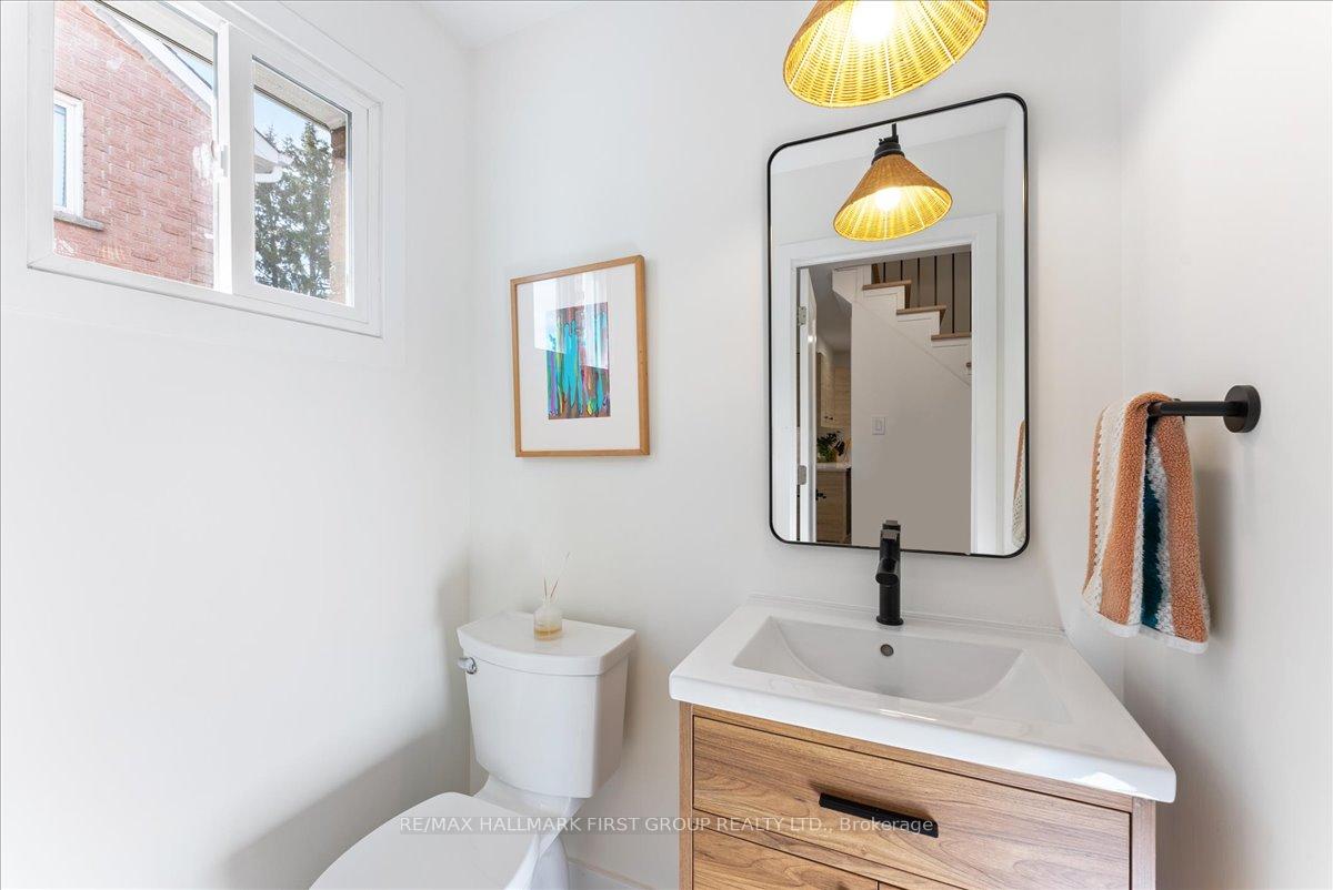 Photo 16 of 31 Bellwood Drive, Whitby, Blue Grass Meadows — HOMEH