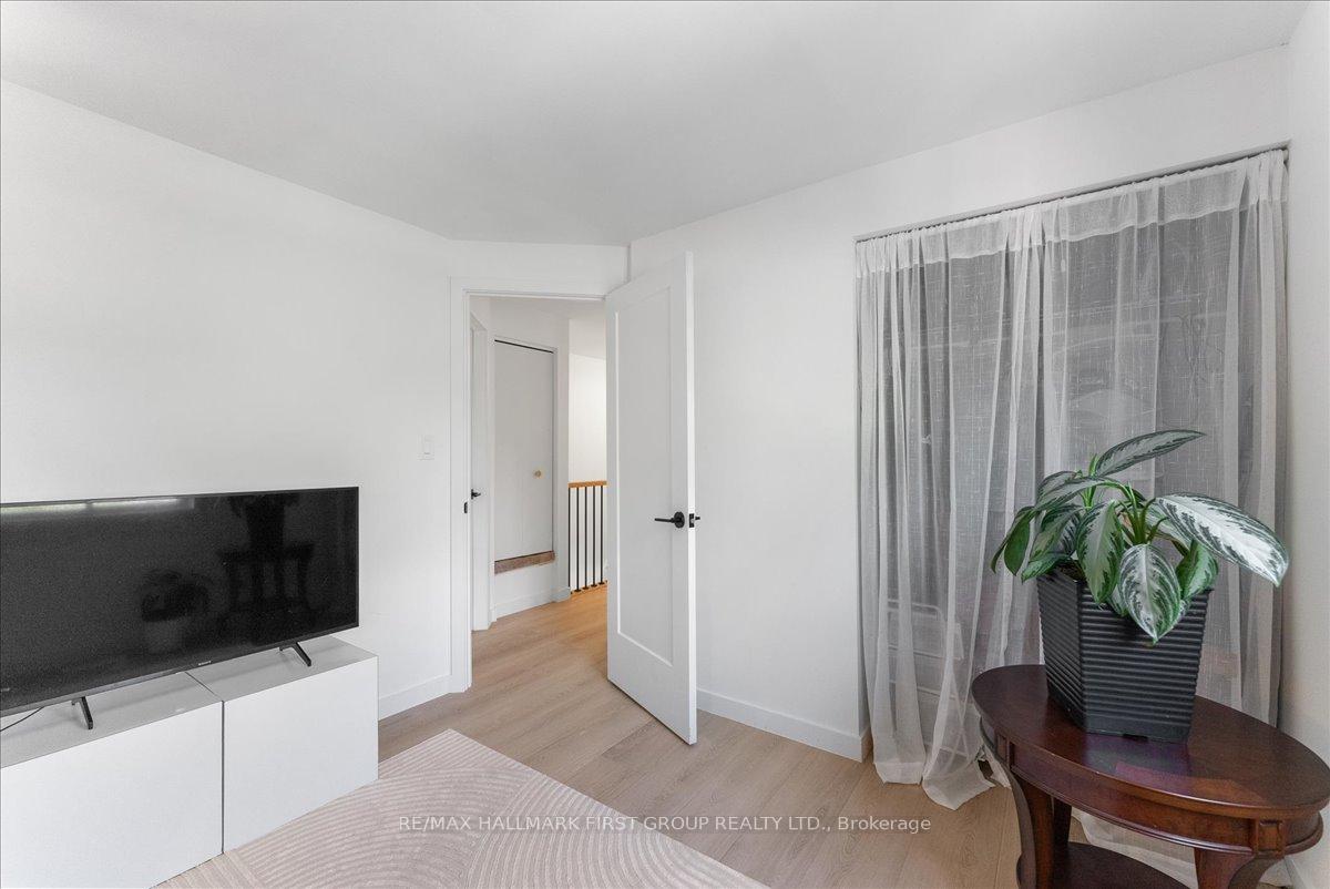 Photo 27 of 31 Bellwood Drive, Whitby, Blue Grass Meadows — HOMEH