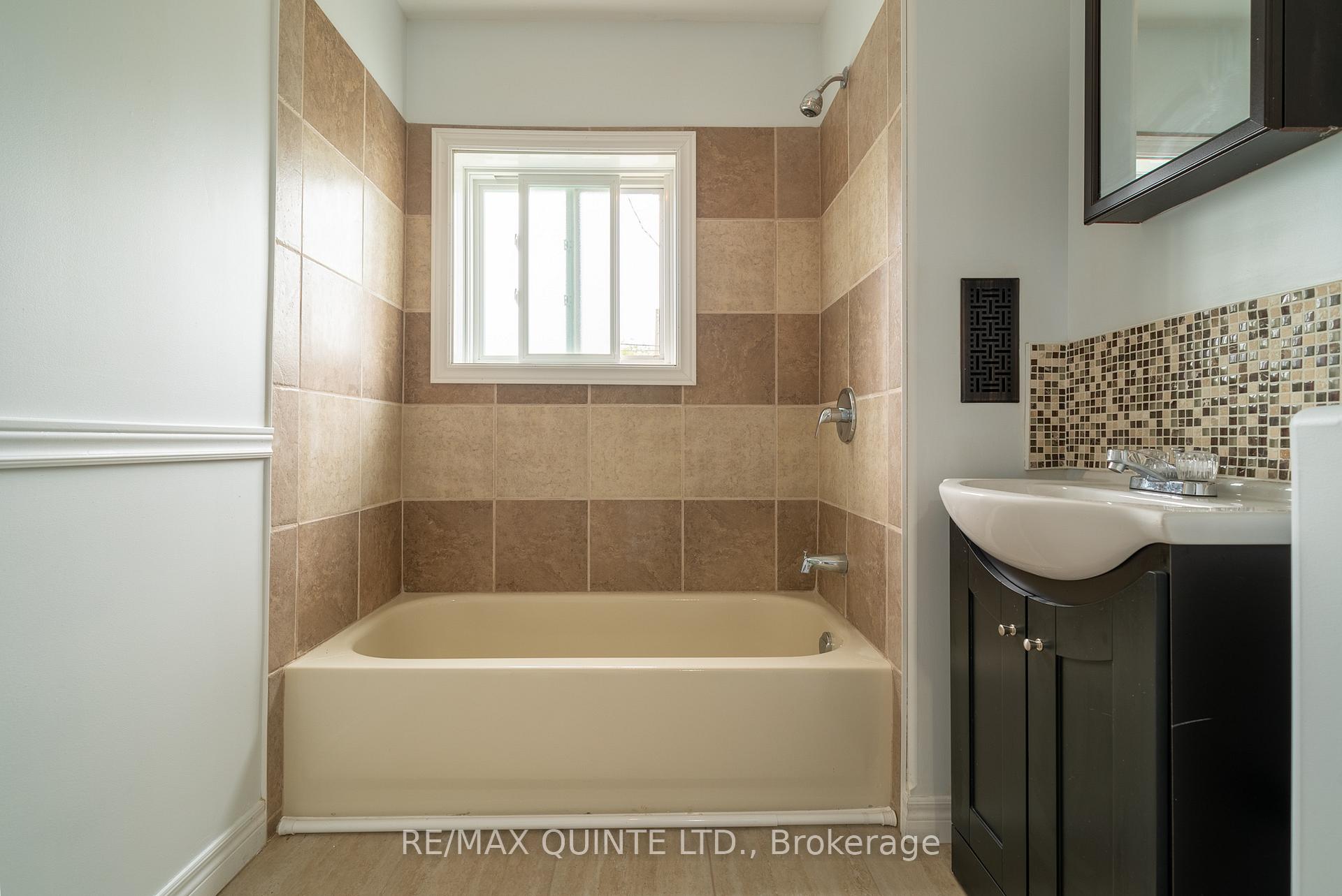 Photo 26 of Unit A, 82 Moira Street, Belleville, Belleville Ward — HOMEH