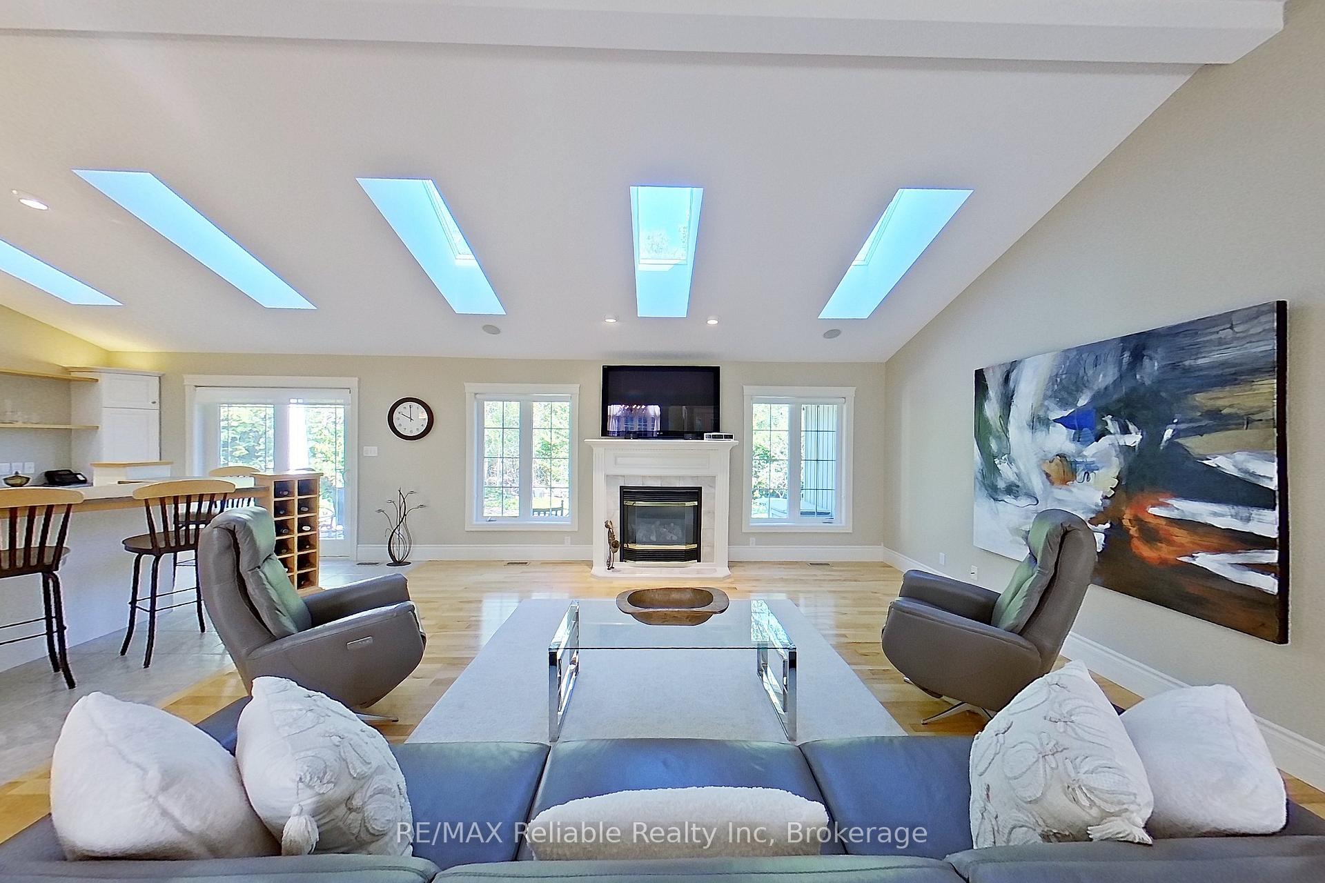 Photo 12 of 77347 Forest Ridge Road, Bluewater, Bayfield — HOMEH