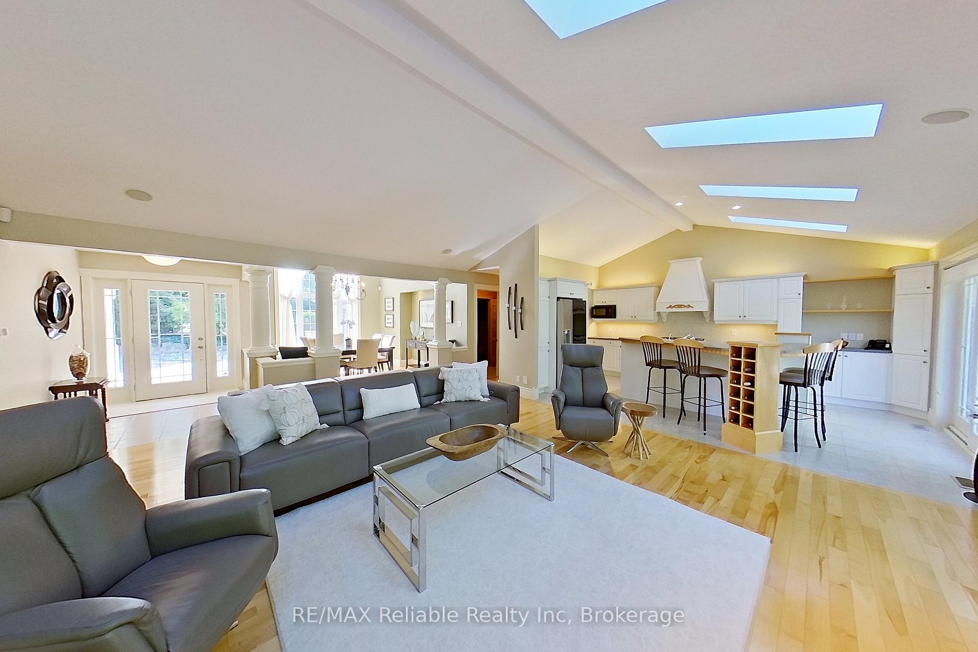 Photo 15 of 77347 Forest Ridge Road, Bluewater, Bayfield — HOMEH