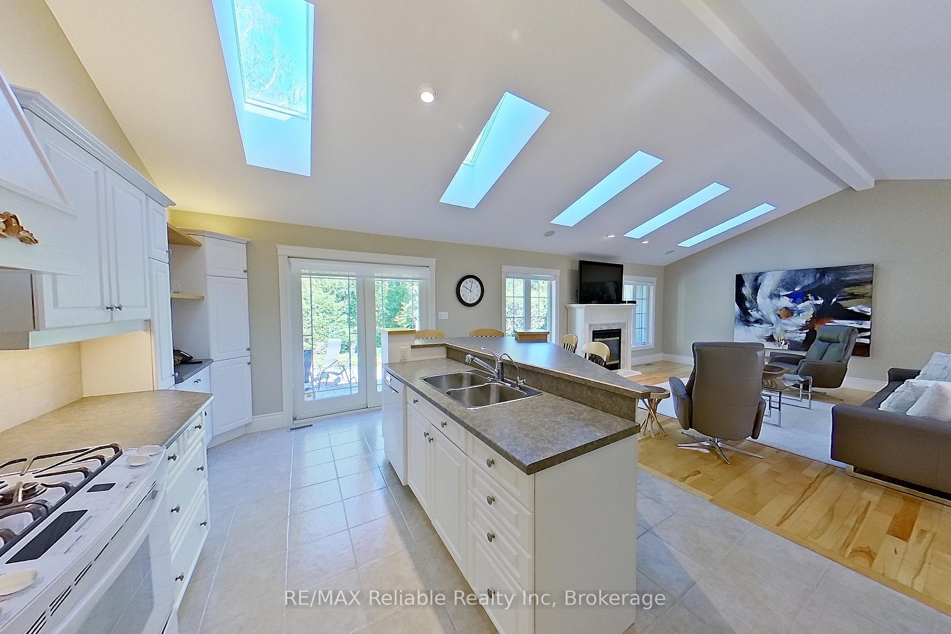 Photo 19 of 77347 Forest Ridge Road, Bluewater, Bayfield — HOMEH