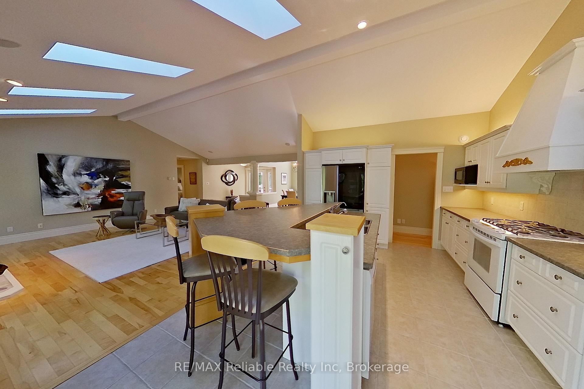 Photo 21 of 77347 Forest Ridge Road, Bluewater, Bayfield — HOMEH