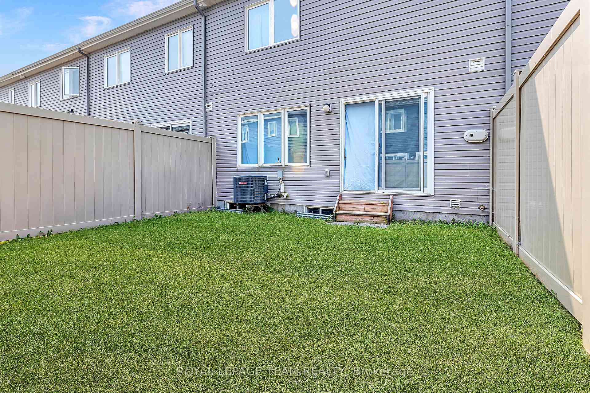Photo 20 of 551 Chimney Corner Terrace, Ottawa, Barrhaven - Half Moon Bay — HOMEH
