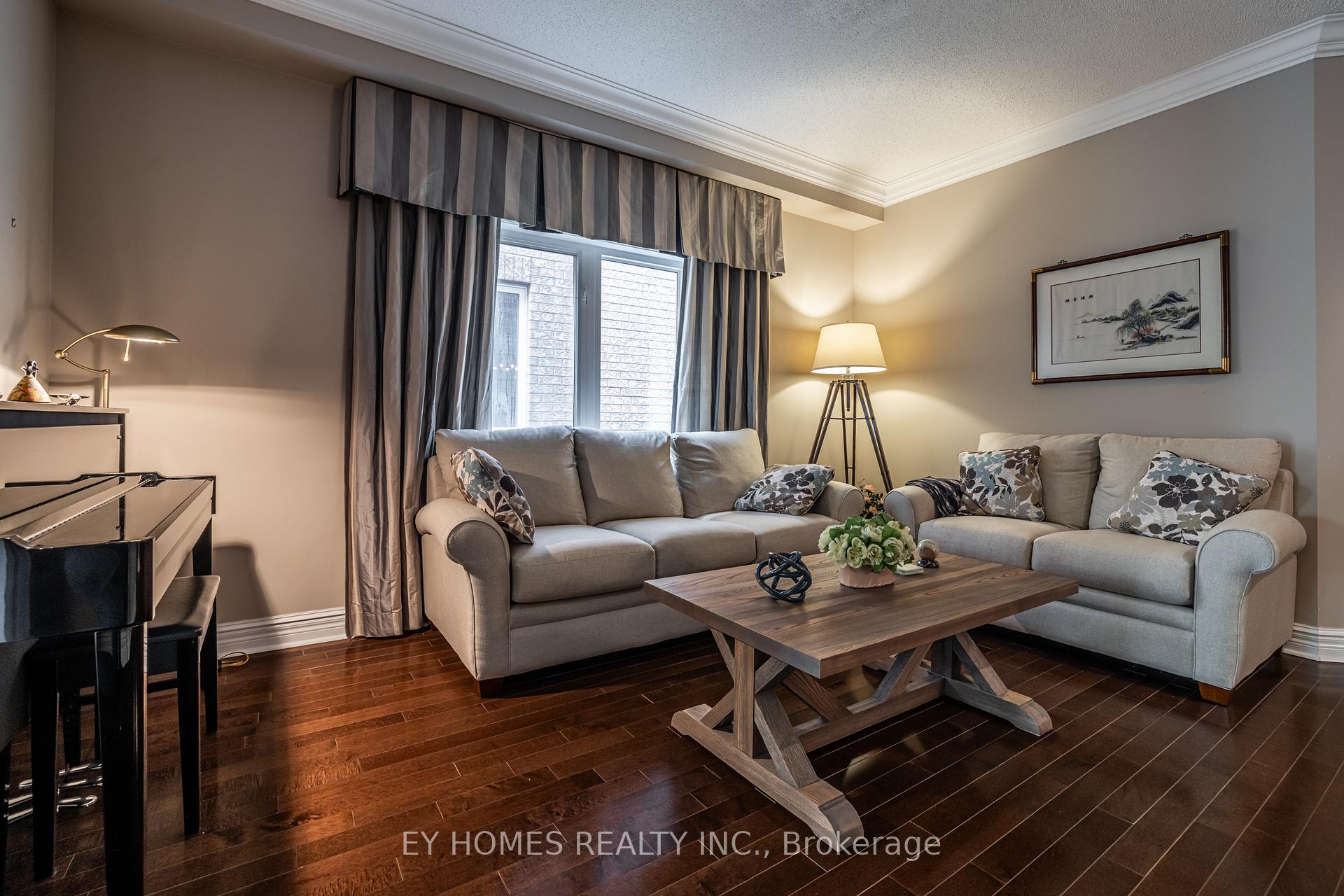Photo 4 of 50 Schuster Lane, Vaughan, Patterson — HOMEH
