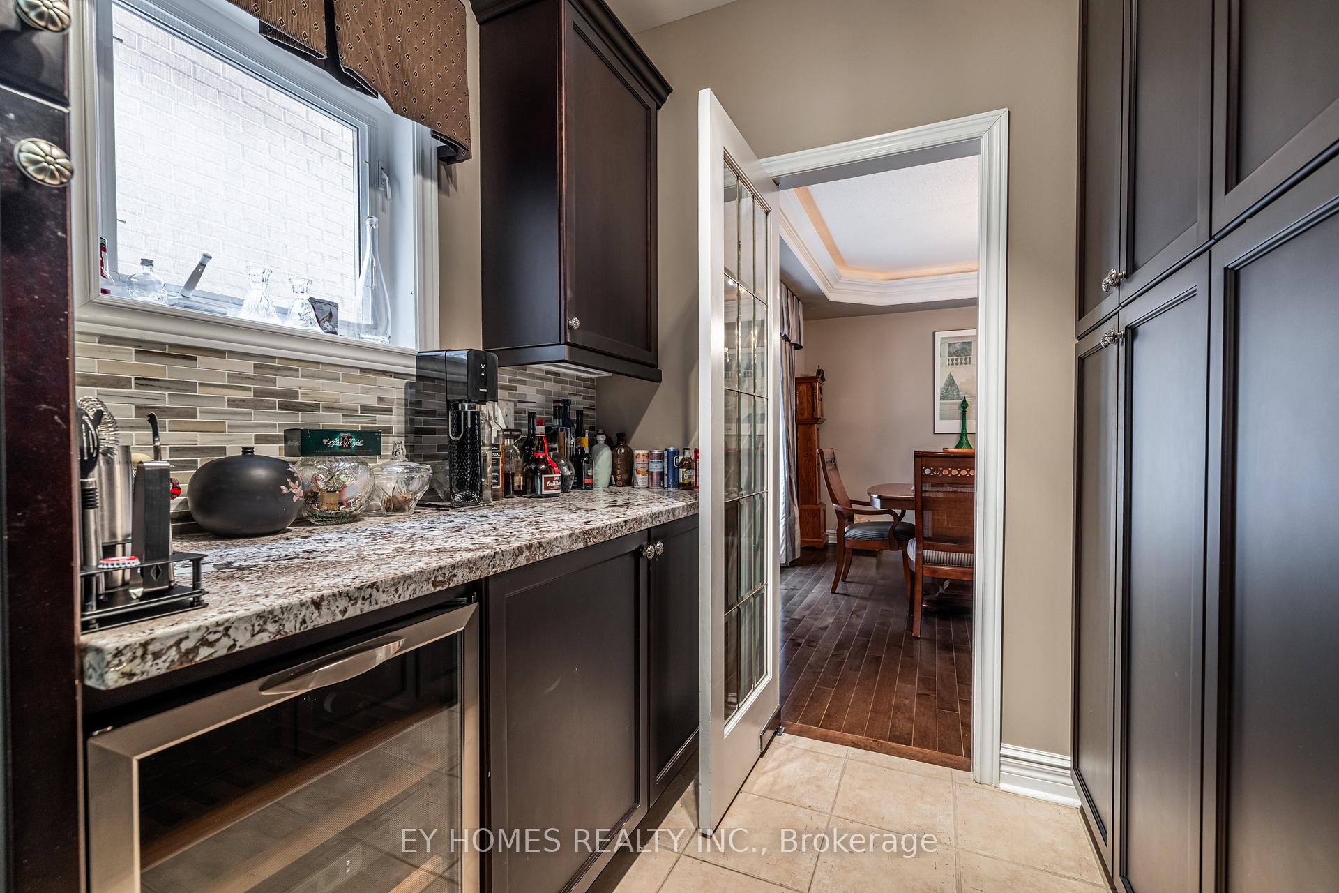 Photo 6 of 50 Schuster Lane, Vaughan, Patterson — HOMEH