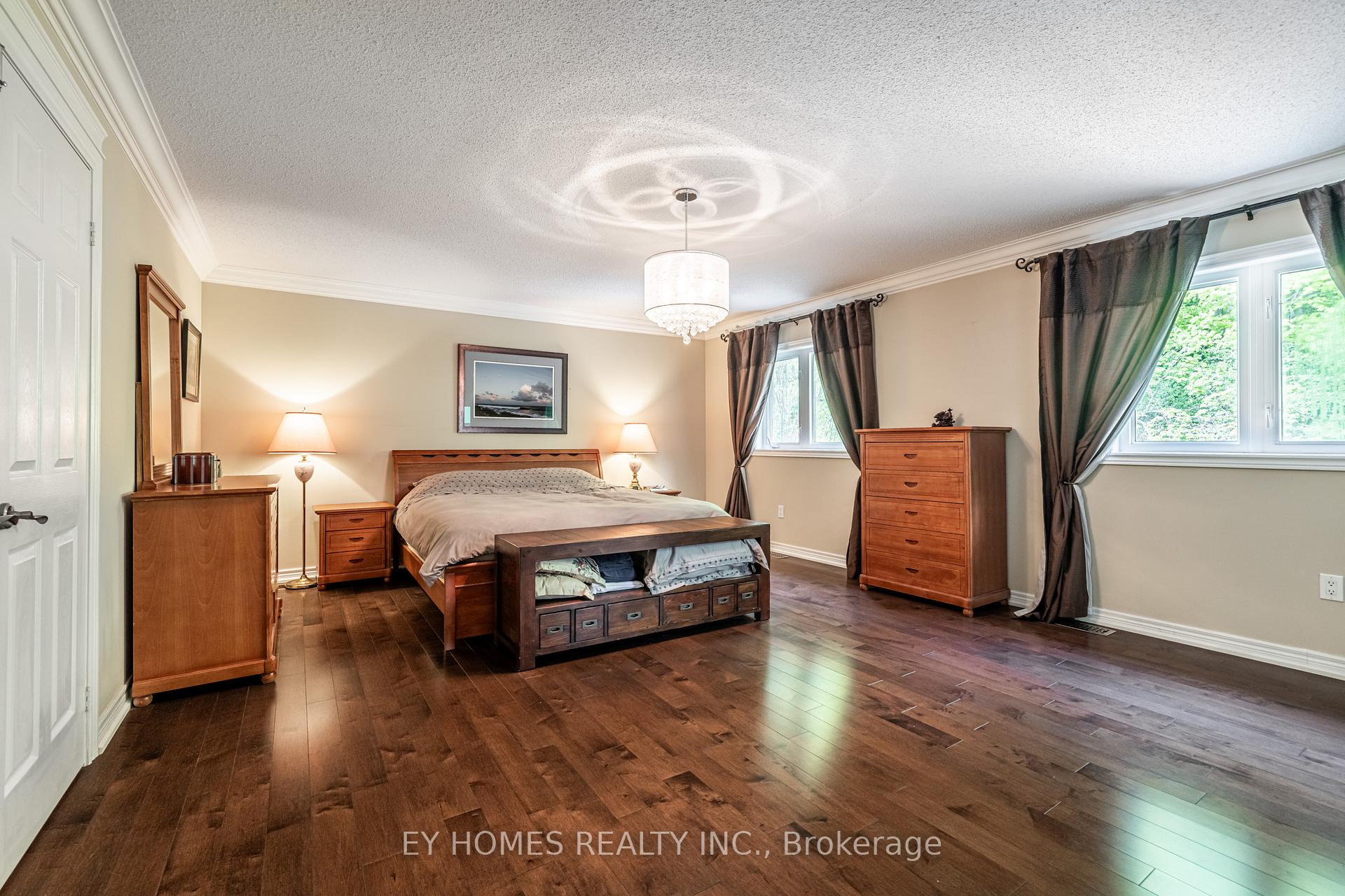 Photo 19 of 50 Schuster Lane, Vaughan, Patterson — HOMEH