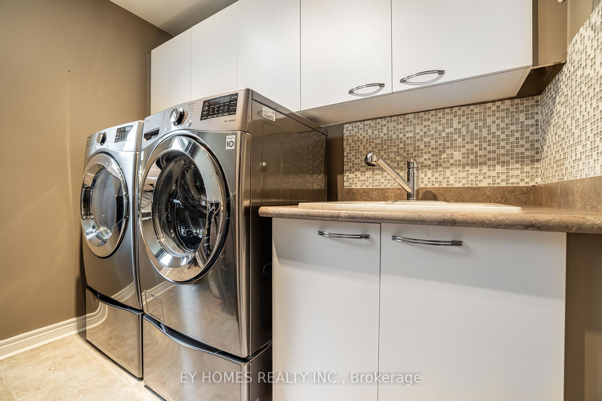 Photo 28 of 50 Schuster Lane, Vaughan, Patterson — HOMEH
