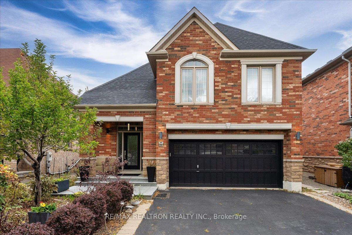 Photo 1 of 6 Bigioni Lane, Vaughan, Patterson — HOMEH