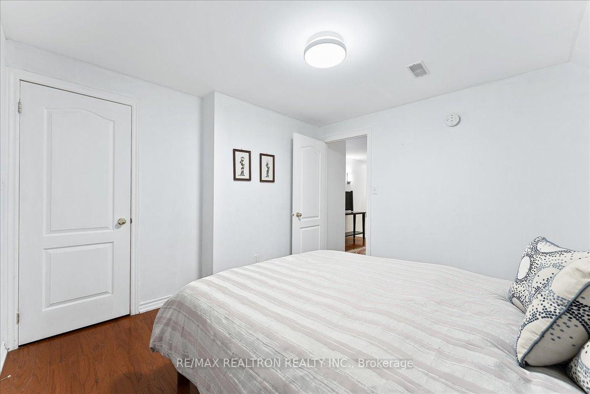 Photo 13 of 6 Bigioni Lane, Vaughan, Patterson — HOMEH