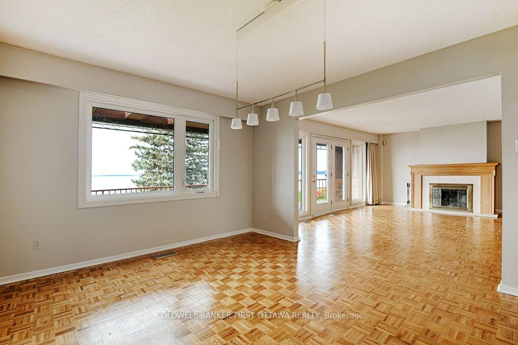 Photo 6 of 202 Kehoe Street, Ottawa, Britannia — HOMEH