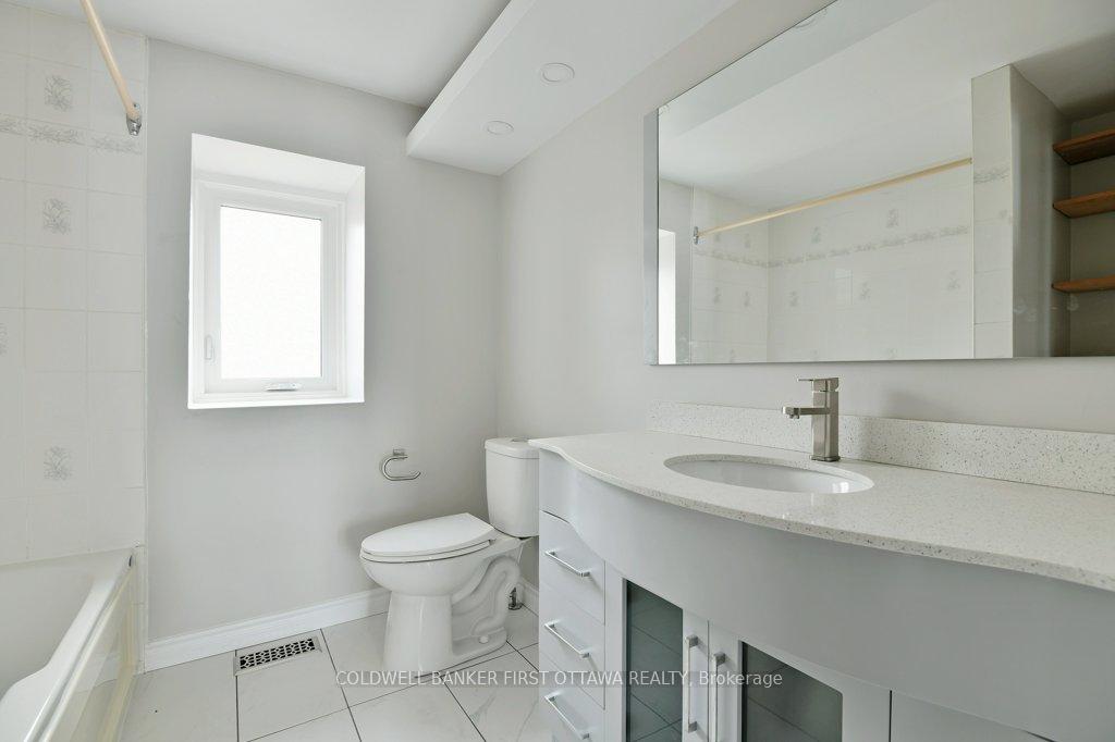 Photo 11 of 202 Kehoe Street, Ottawa, Britannia — HOMEH