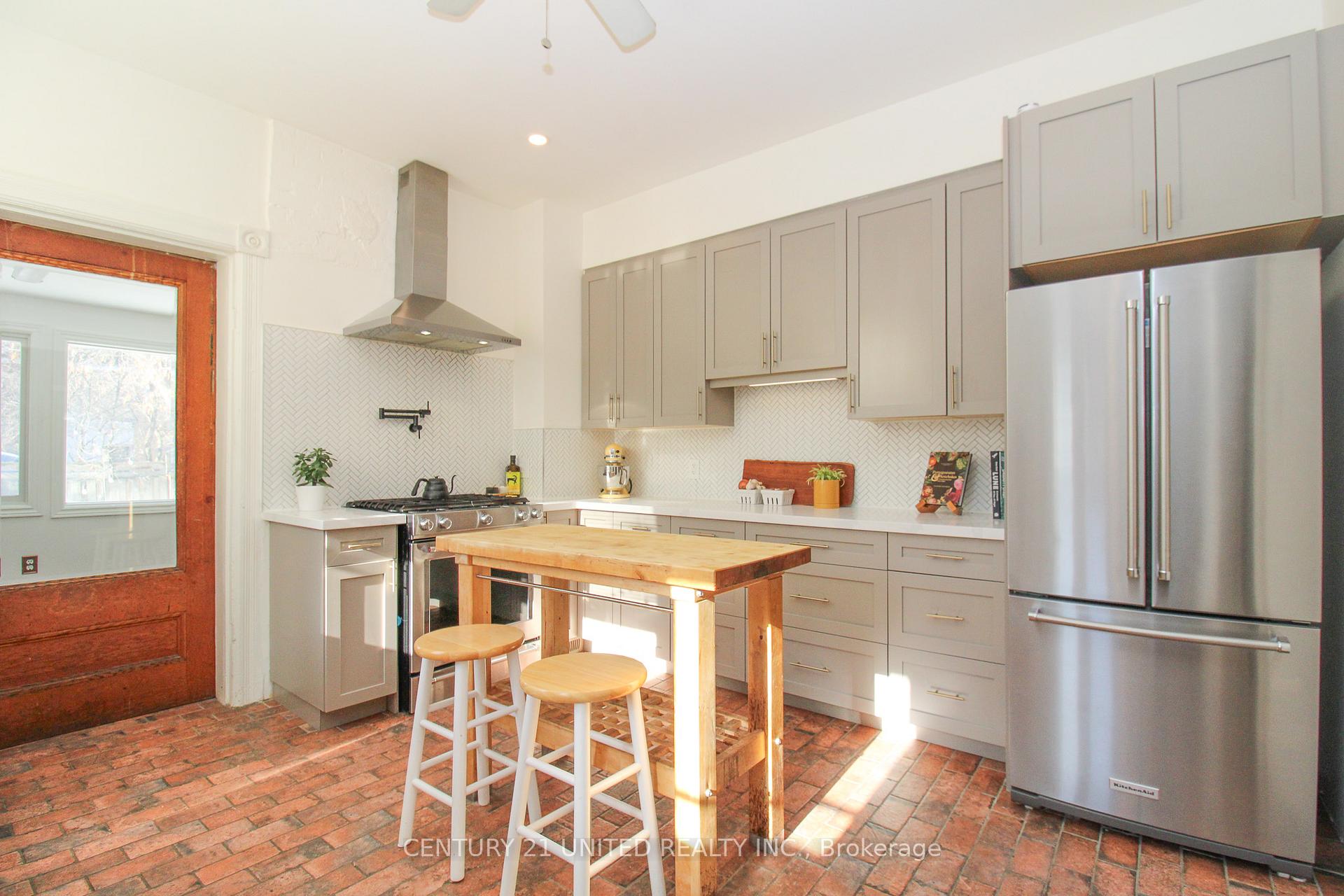 Photo 15 of 183 Rubidge Street, Peterborough, Town Ward 3 — HOMEH