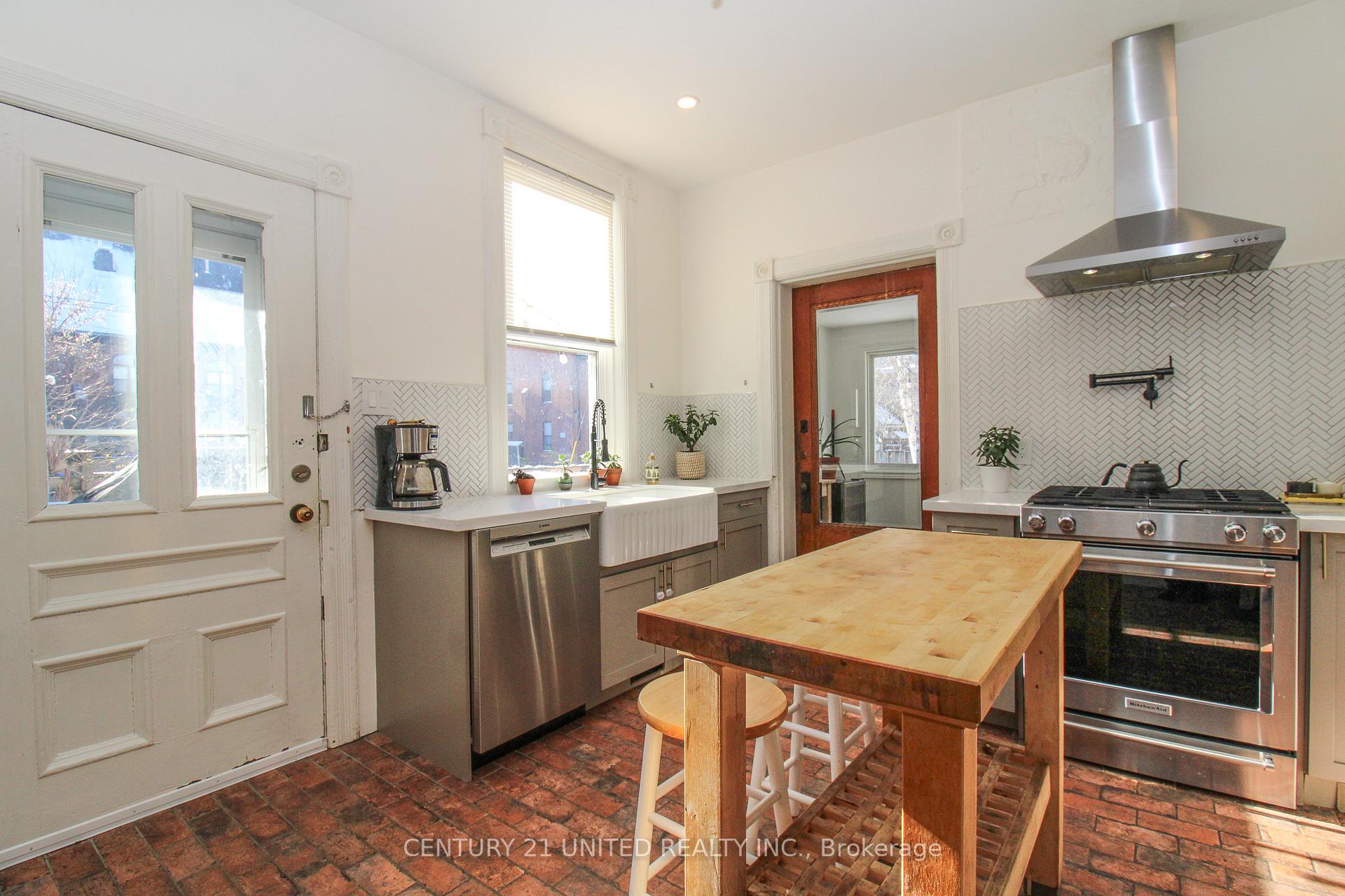 Photo 18 of 183 Rubidge Street, Peterborough, Town Ward 3 — HOMEH