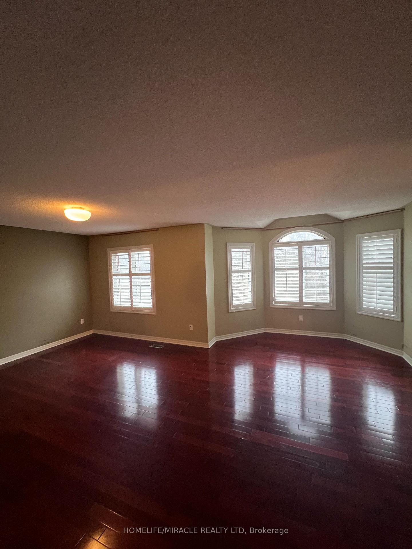 Photo 24 of 1880 Falconwood Way, Pickering, Dunbarton — HOMEH