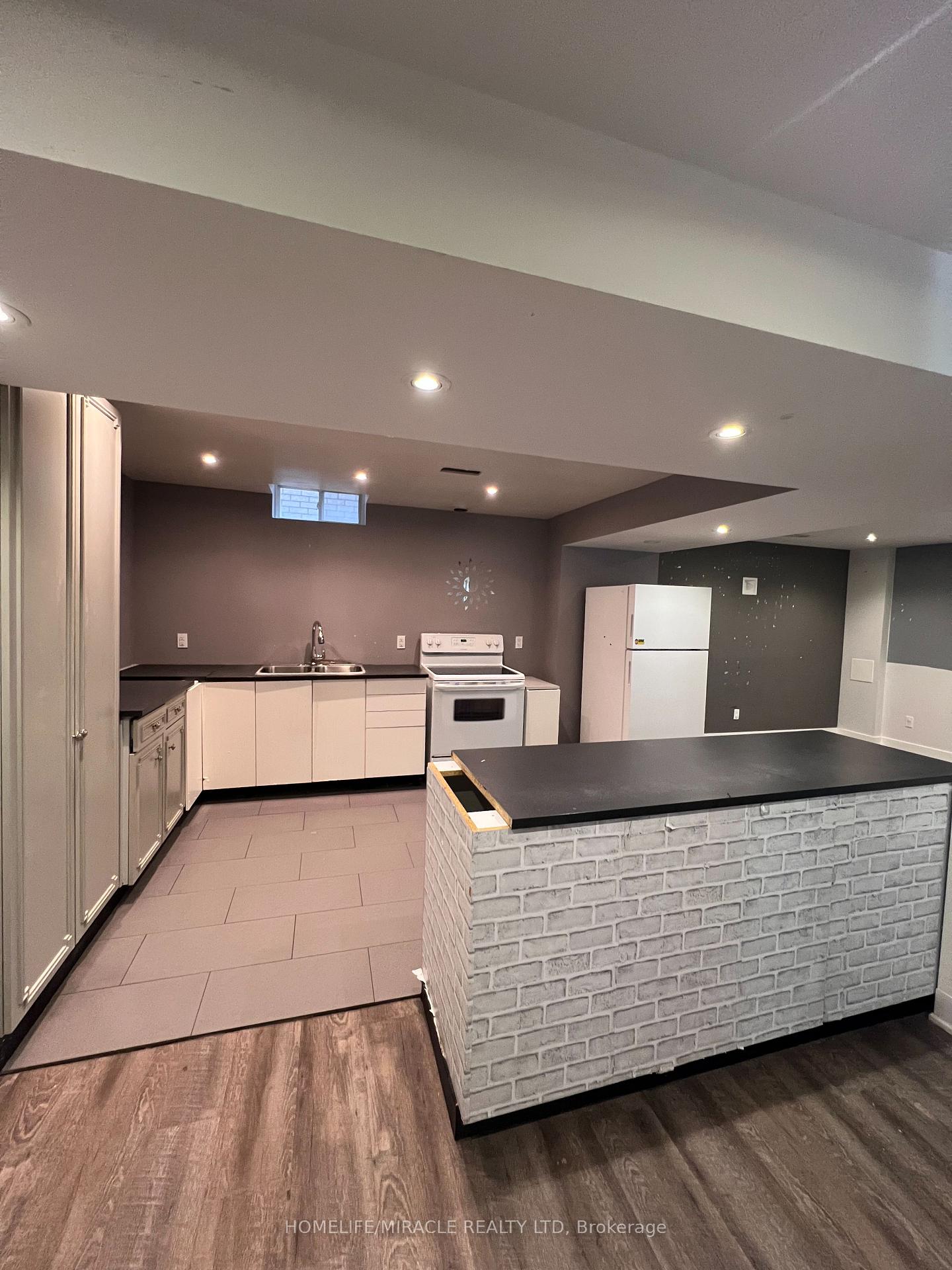 Photo 33 of 1880 Falconwood Way, Pickering, Dunbarton — HOMEH