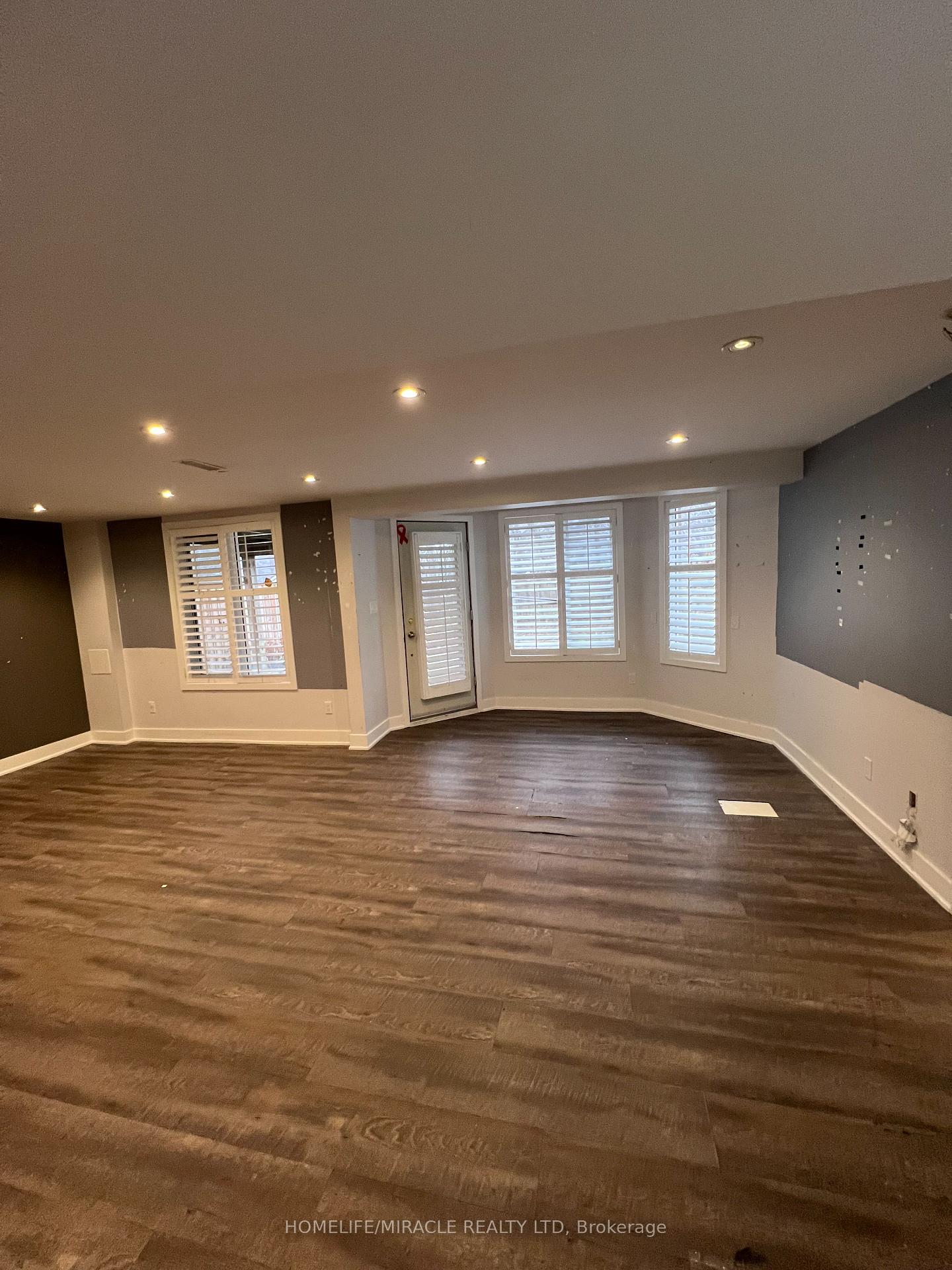 Photo 34 of 1880 Falconwood Way, Pickering, Dunbarton — HOMEH