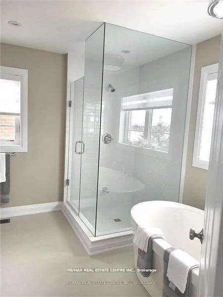 Photo 11 of 23 Barlow Place, Brant, Paris — HOMEH