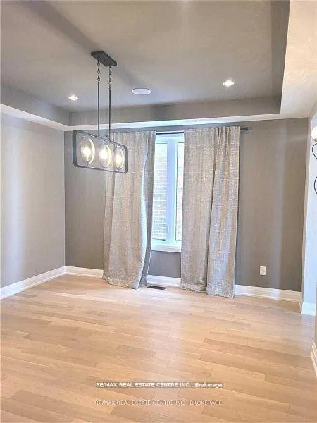 Photo 19 of 23 Barlow Place, Brant, Paris — HOMEH