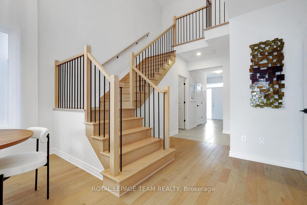 Photo 7 of 955 Atrium Ridge, Ottawa, Riverside South/Gloucester Glen — HOMEH