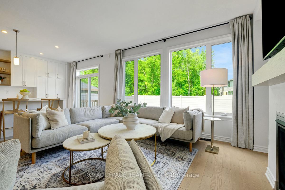 Photo 10 of 955 Atrium Ridge, Ottawa, Riverside South/Gloucester Glen — HOMEH