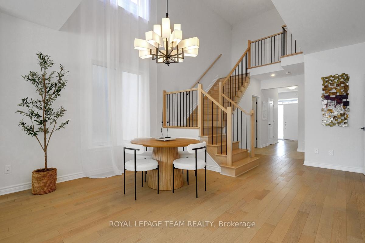 Photo 12 of 955 Atrium Ridge, Ottawa, Riverside South/Gloucester Glen — HOMEH