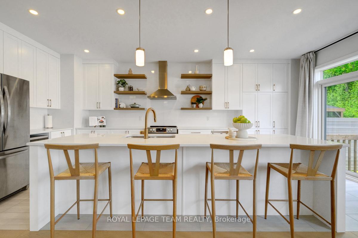 Photo 13 of 955 Atrium Ridge, Ottawa, Riverside South/Gloucester Glen — HOMEH
