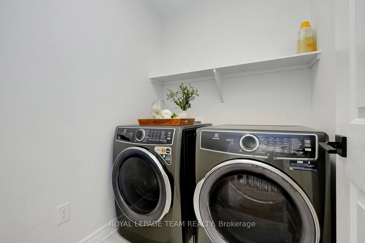 Photo 42 of 955 Atrium Ridge, Ottawa, Riverside South/Gloucester Glen — HOMEH