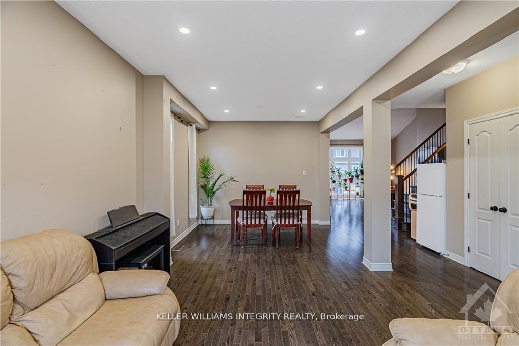 Photo 4 of 236 Gracewood Crescent, Ottawa, Blossom Park/Kemp Park/Findlay Creek — HOMEH