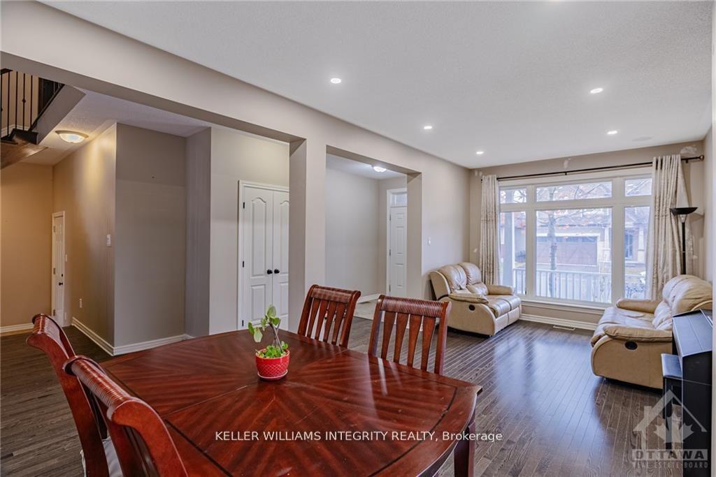 Photo 5 of 236 Gracewood Crescent, Ottawa, Blossom Park/Kemp Park/Findlay Creek — HOMEH