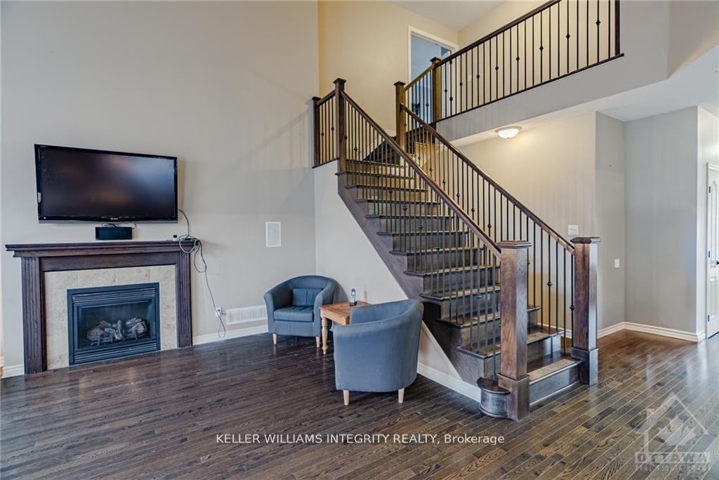 Photo 6 of 236 Gracewood Crescent, Ottawa, Blossom Park/Kemp Park/Findlay Creek — HOMEH