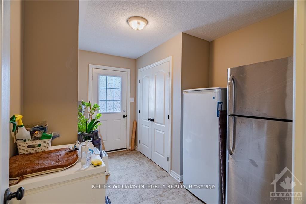 Photo 12 of 236 Gracewood Crescent, Ottawa, Blossom Park/Kemp Park/Findlay Creek — HOMEH